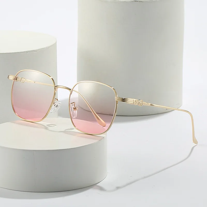 

Unisex Gradient Square Sunglasses Trendy Oversized Frame Fashion Streetwear Popular Influencer Casual UV Protection Eyewear