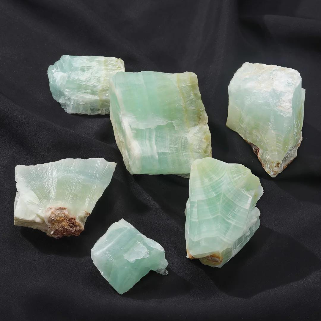 0.11/0.22/0.44lb Natural Crystals Caribbean Calcite Raw Stone Green Gem Quartz Home Decoration Home Collections