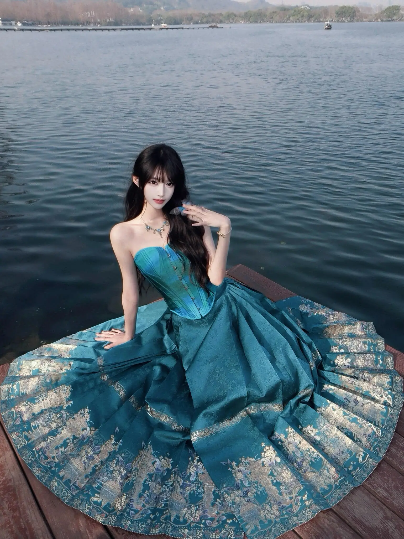 

New Chinese Style Blue Hanfu Set Women's Summer Strapless Fishbone Top Pleated Skirt Two-Piece Set Traditional Ethnic Fashion