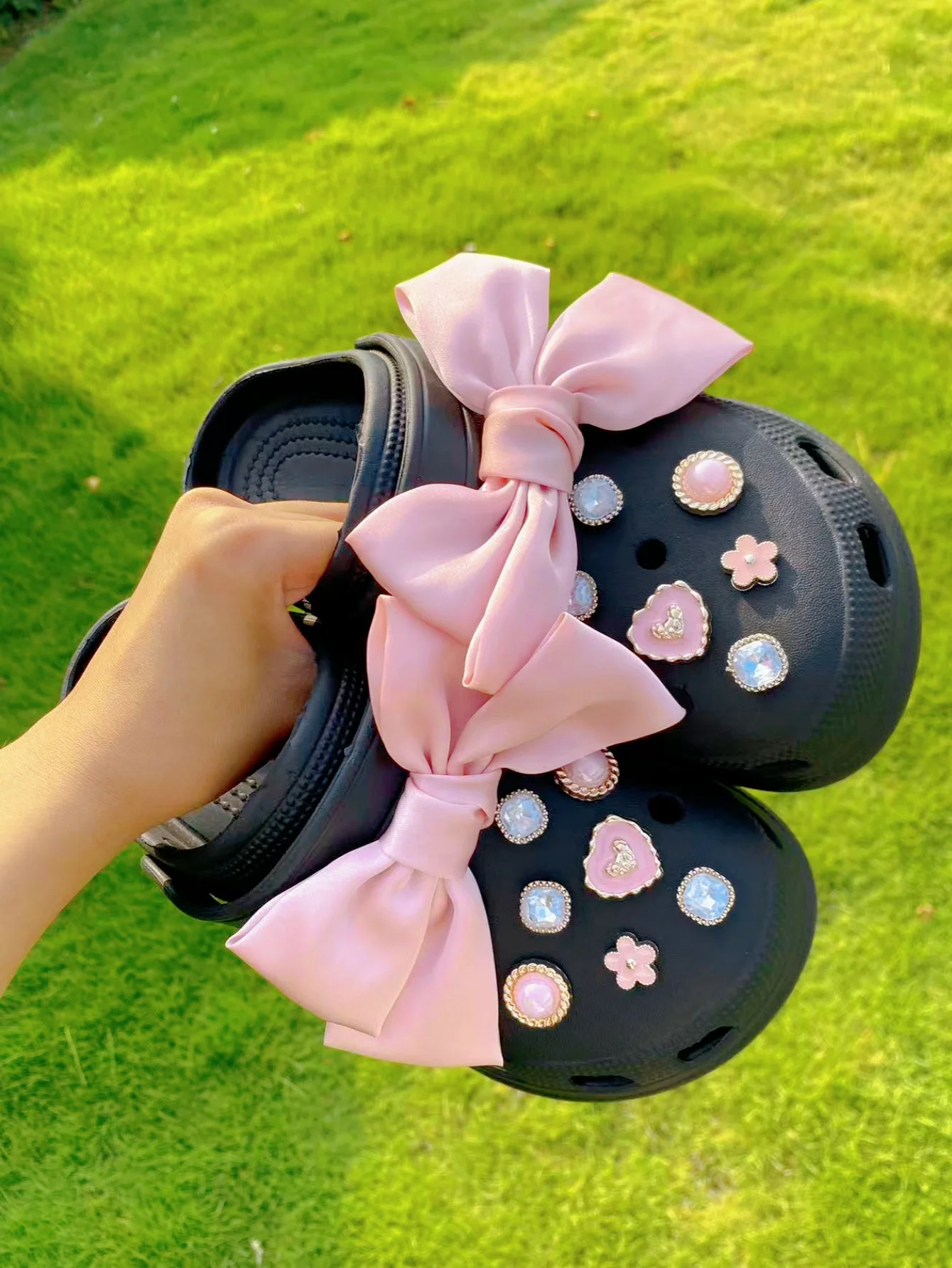 16 DIY shoe buckle decorations such as simple dress bows, hearts, and small flowers, as well as multi-functional shoe clip acces