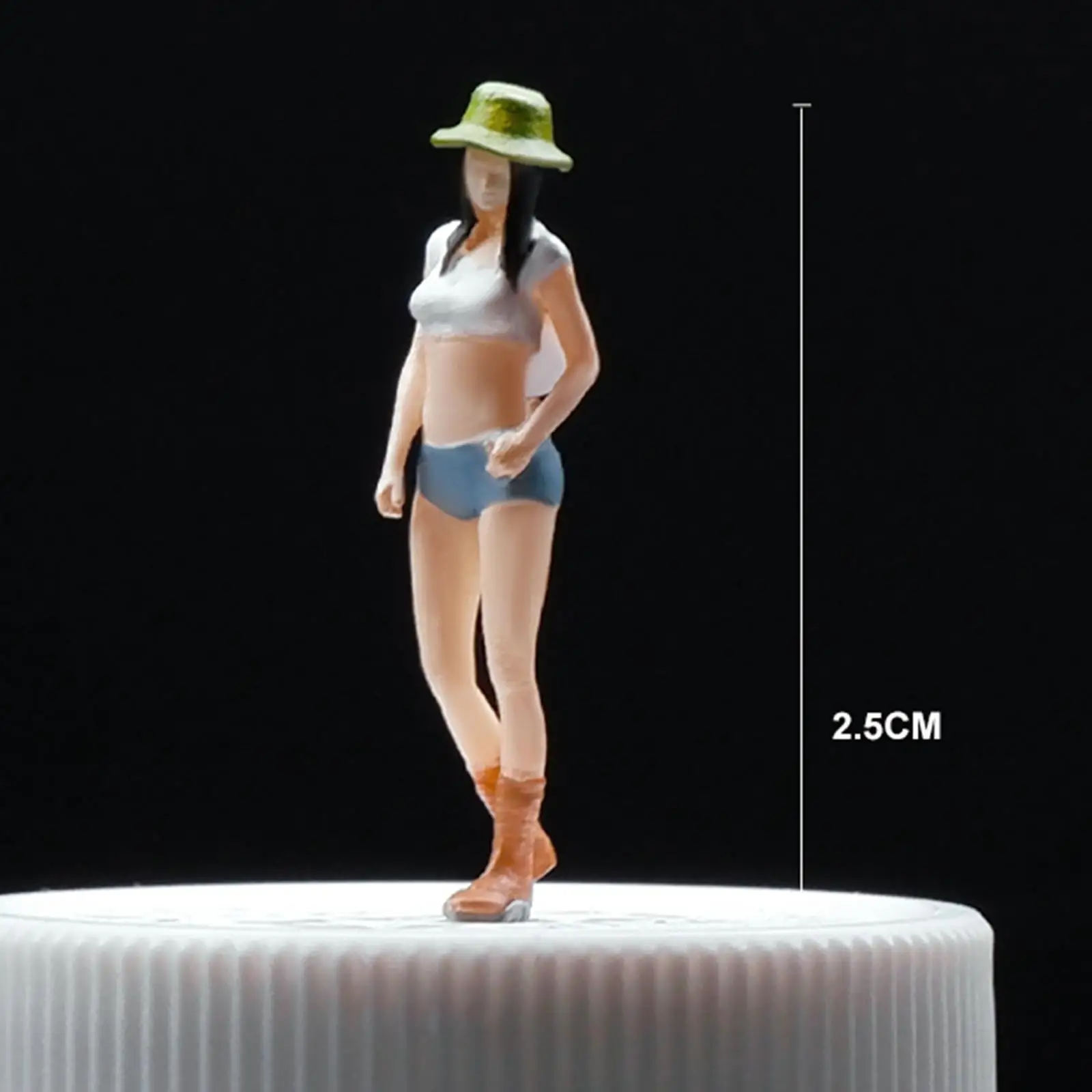 

1/64 Summer Beach Girl Figures Sand Table Ornament People Figurines for Scenery Landscape