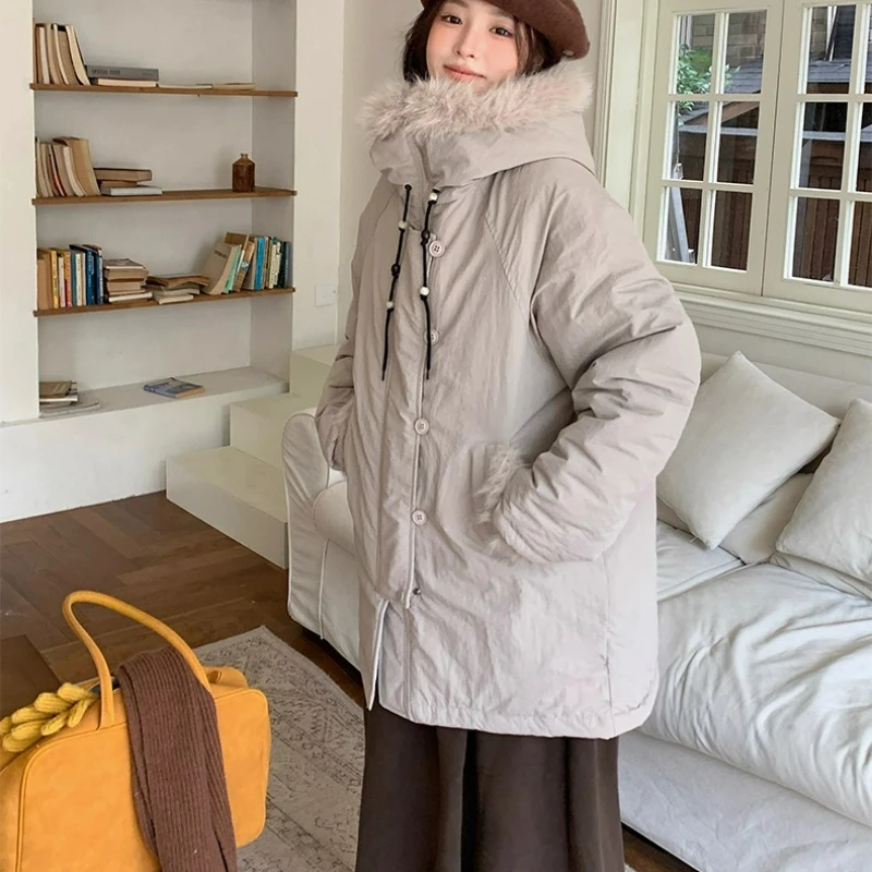 เสื้อแจ็คเก็ตพาร์กาสำหรับผู้หญิง รุ่นหนา อุ่น บุผ้าฝ้าย มีฮู้ด แต่งขนเฟอร์ที่ปกเสื้อ รุ่น C187