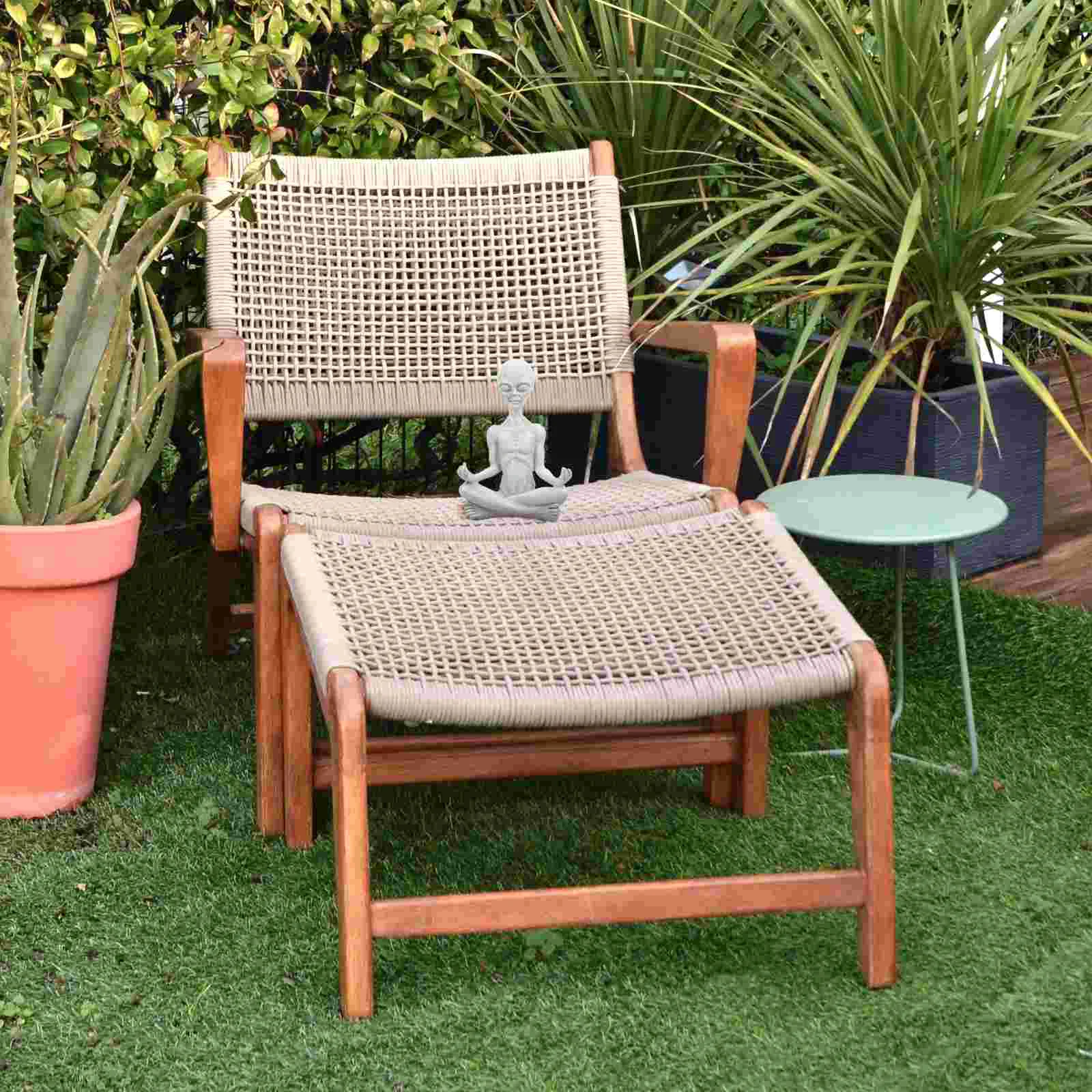 

Alien Statue Desktop Decoration Sculpture Luxury Resin Figure Ornaments Beige Lawn and Statues outside Yard Man