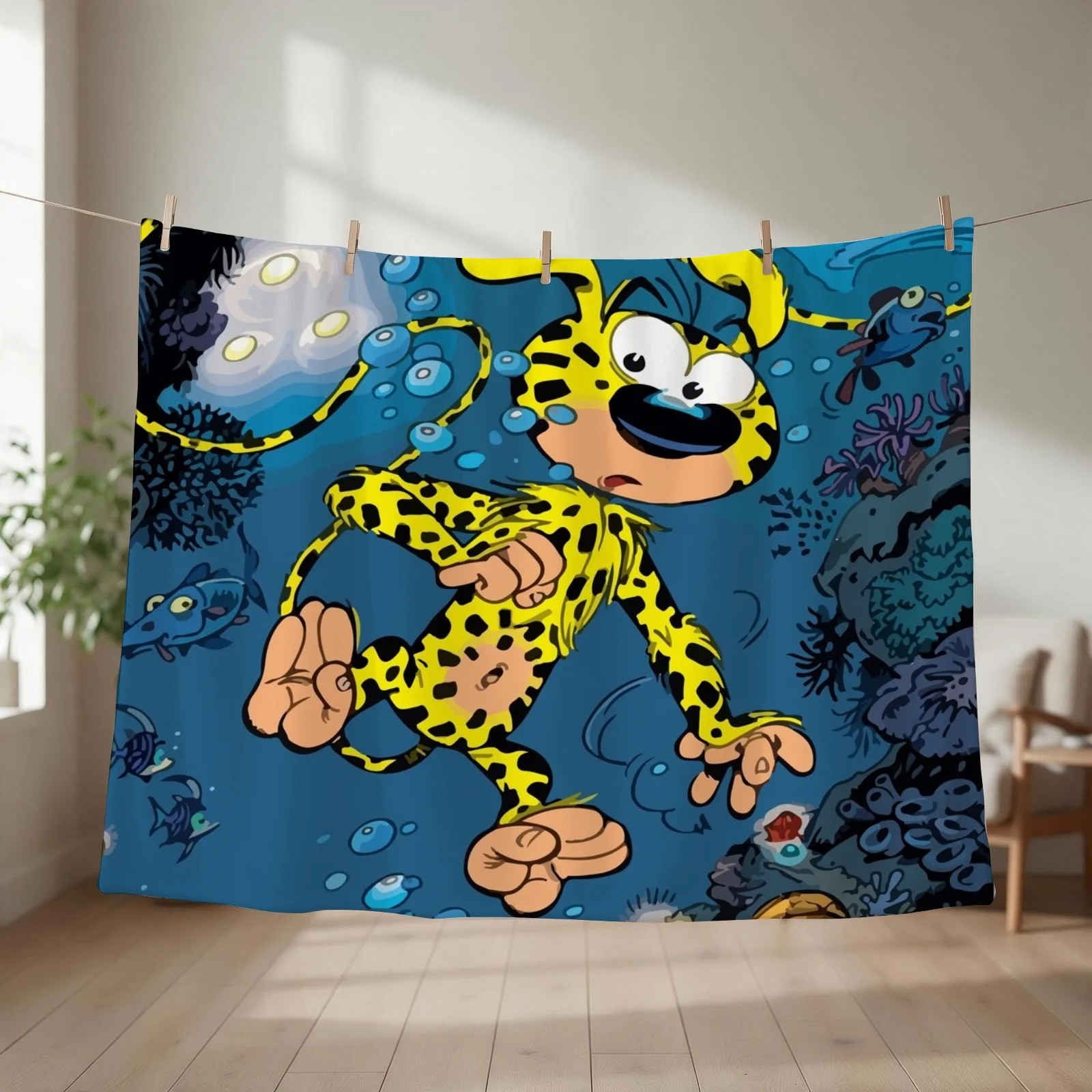 Marsupilami under water Throw Blanket Furry Bed Luxury St warm for winter Blankets