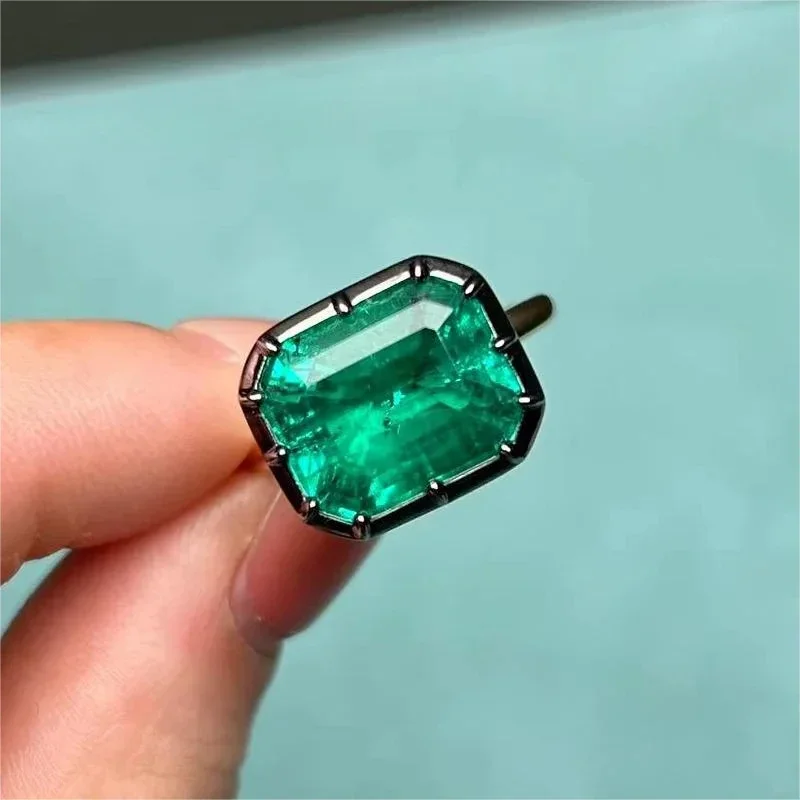 Ruihe New Custom Classic Ring 14K Yellow Gold 5.77ct Lab Grown Emerald Engagementring for Women Wedding Ring