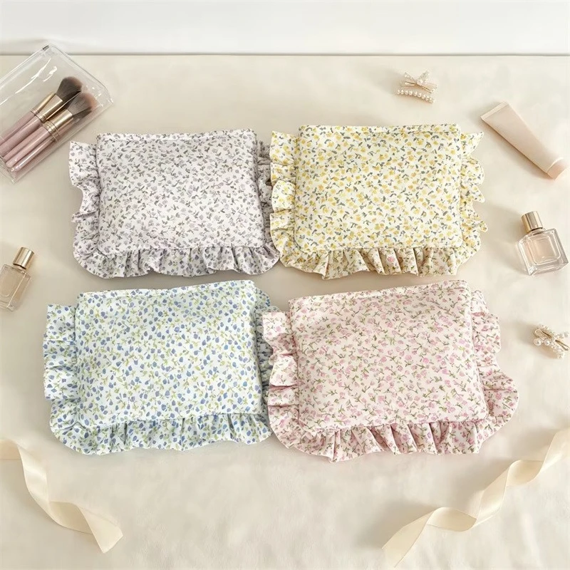 Ins Style Ruffled Floral Cosmetic Bag Soft Fabric Large Capacity Portable Travel Toiletry Bag Ladies Daily Carry Storage Pouch