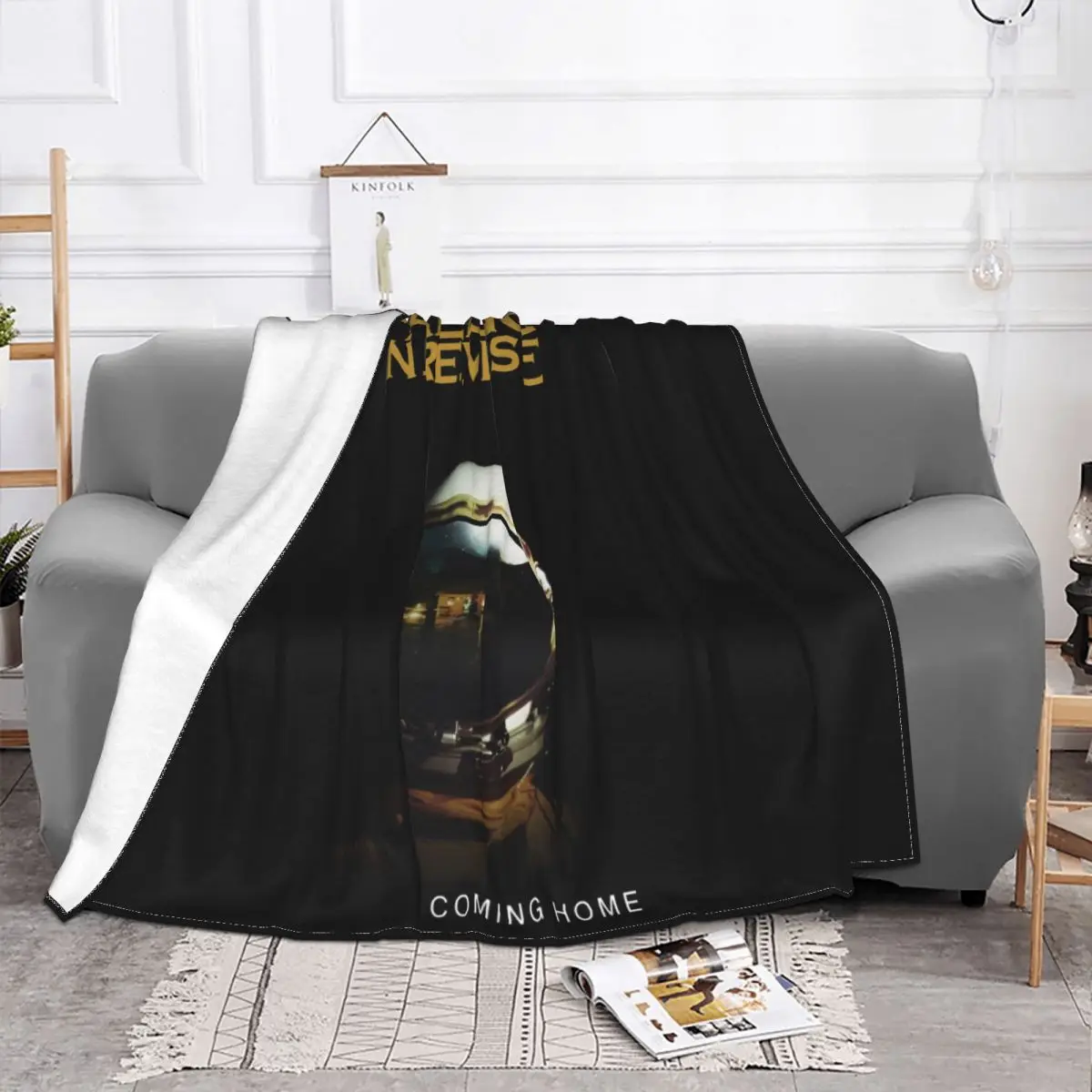 Falling In Reverse Space Helmet Mens Sm Md Lg Xl Xxl New Humor Leisure Adult Famous Game Throw Blanket