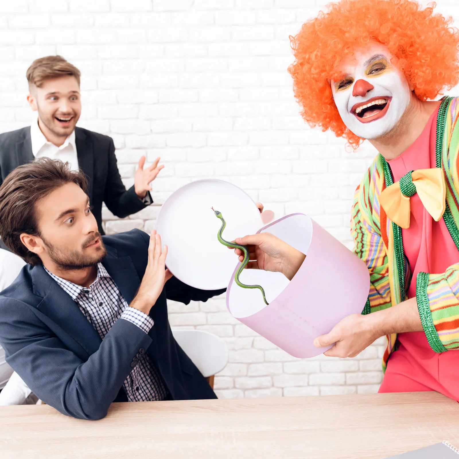 

6pcs Fake Realistic Durable Flexible Design For Prank Decor Halloween Party Reptile Animal Snake Decor Tricky Snake Props