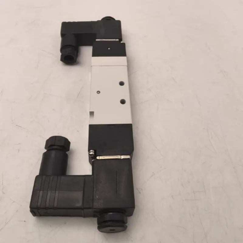 Brand New Original Solenoid Valve MVSD-180-4E2P-DC24V  MVSD-180-4E2R-AC220V  MVSD-180-4E2R-DC24V