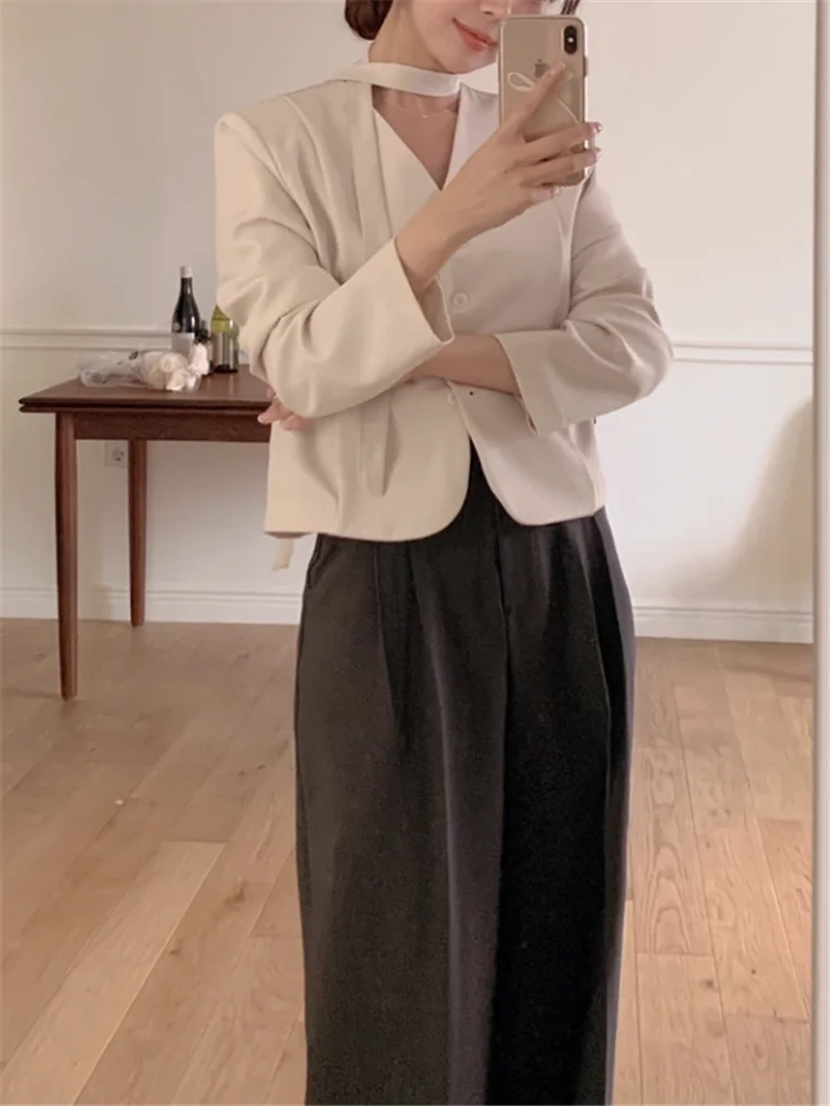 Black Beige 2026 New Fall Women V Neck Short Blazer Korean Chic Retro Lace Up Mini Jackets Female Chic Loose Casual Coat Top