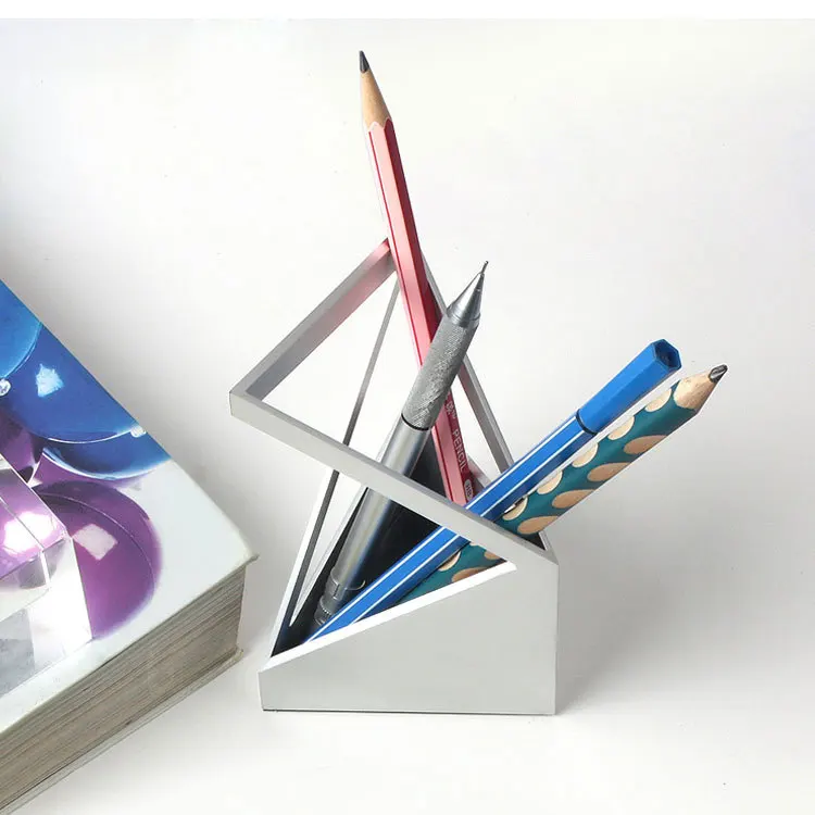 Nordic light luxury creative metal architectural pen holder