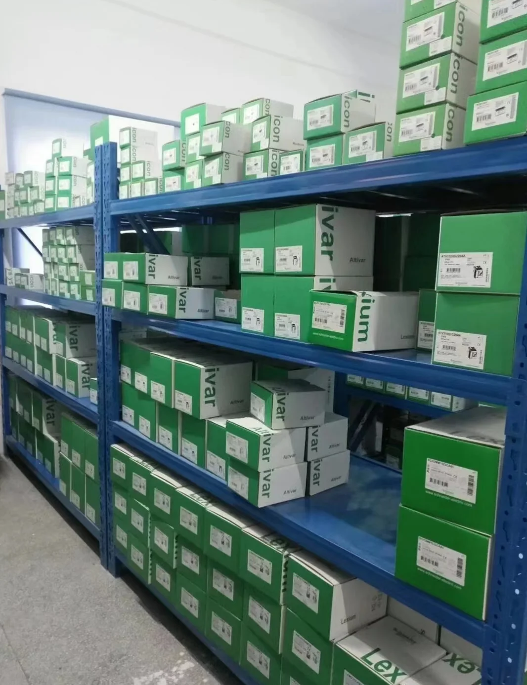 New Original For Schneider PLC Module TM172PBG28R TM172PDG28R TM172PBG42R TM172PDG42R TM172PBG42RI TM172PBG28RI TM172E28R