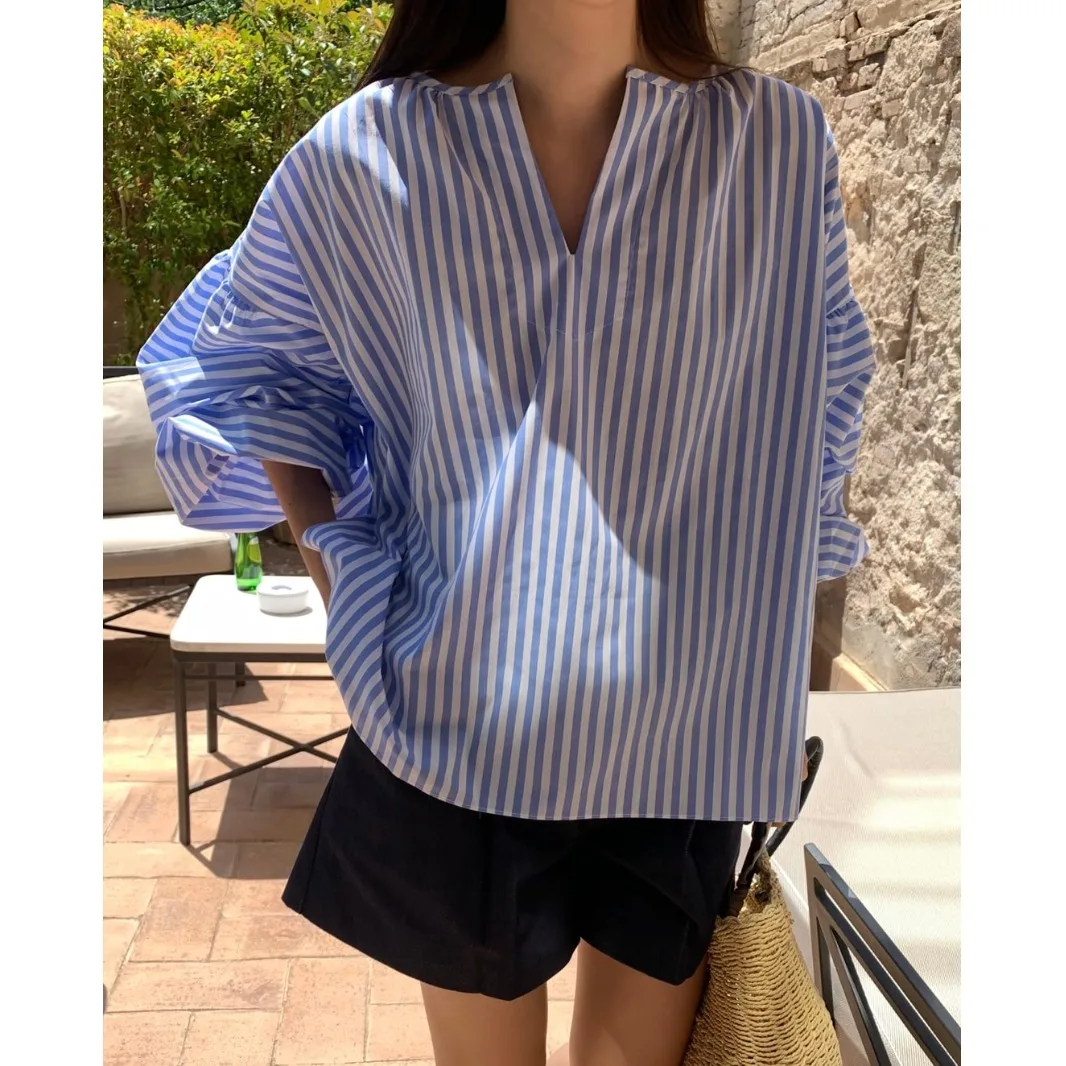 2026 Summer New Fashion Korean Style Simple V-Neck Stripe Top Women's Loose Fit Shirt Seven Sleeve Casual Comfortable Blouse