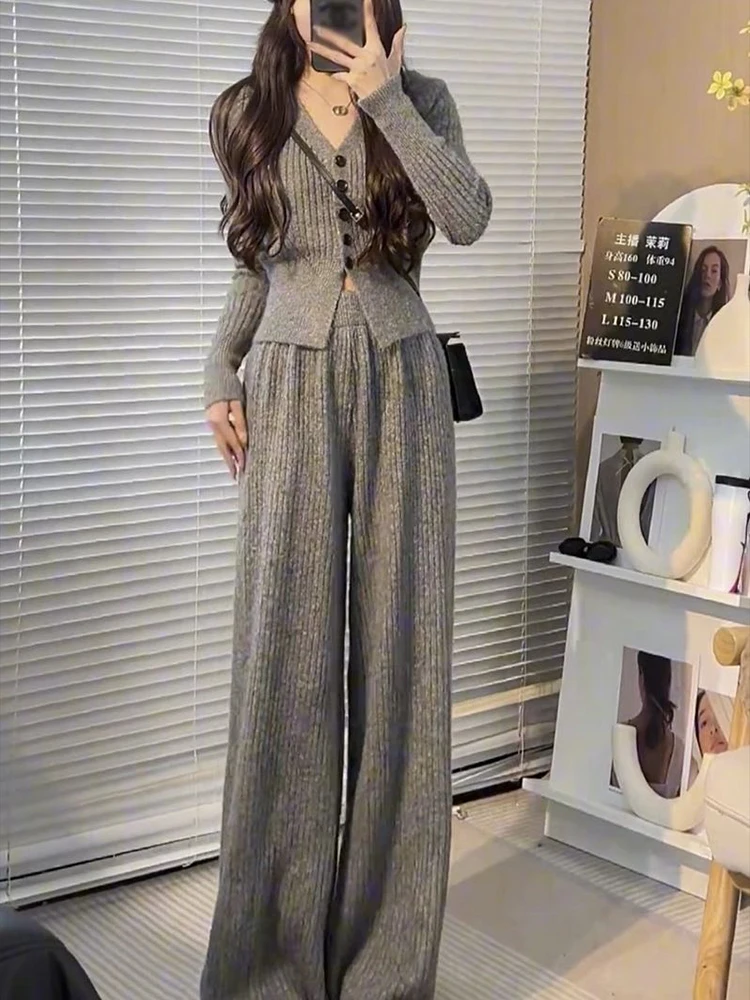 

Осенний новый однобортный утепленный свитер с длинными рукавами для похудения, модные широкие брюки, женский повседневный вязаный комплект из двух предметов