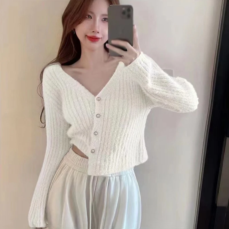 Autumn Winter Elegant Imitation Mink Pearl Buckle Sweater Women\'s Design Sense Short Knitted Cardigan Slim-Fit Warm Top