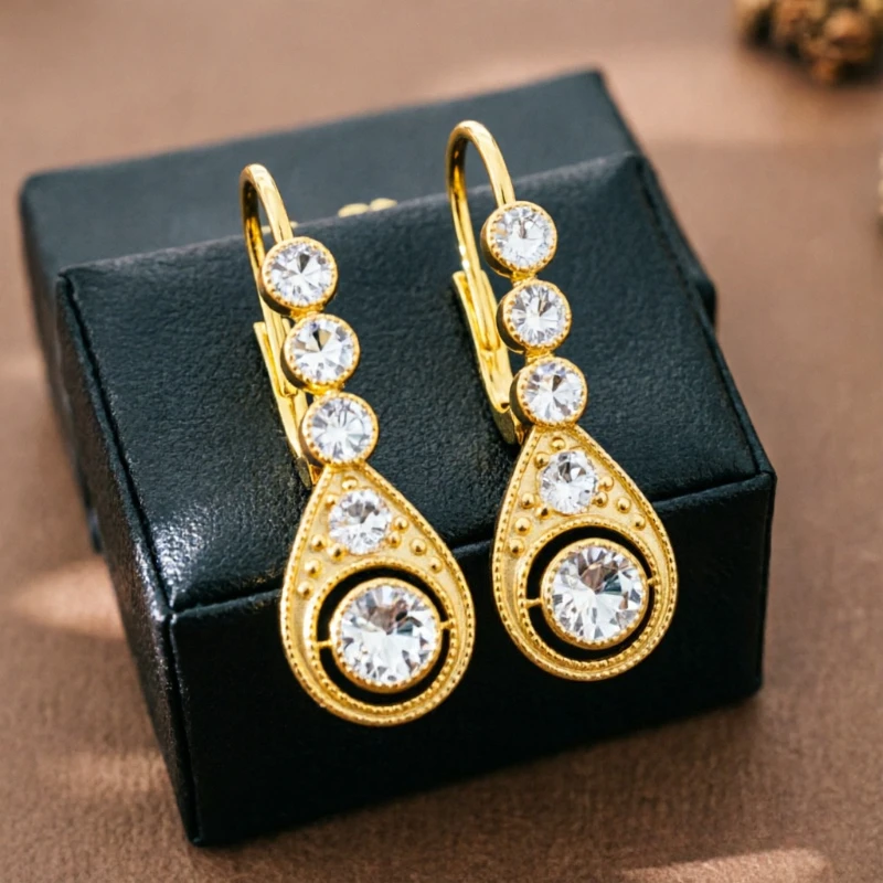 Vintage Luxurious Shiny Synthetic Zirconia Golden Waterdrop Pendant Earrings for Women Elegant Delicate Banquet Festival Jewelry