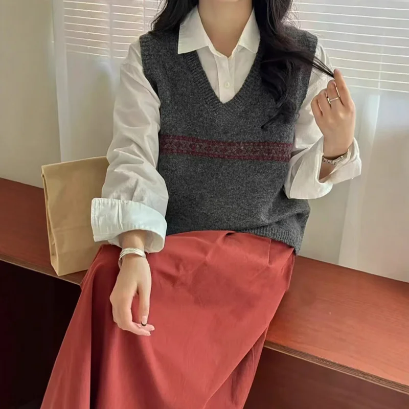 

Осень-зима% шерстяной жилет женский свободный утягивающий многослойный жилет цветной полосатый шерстяной вязаный жилет