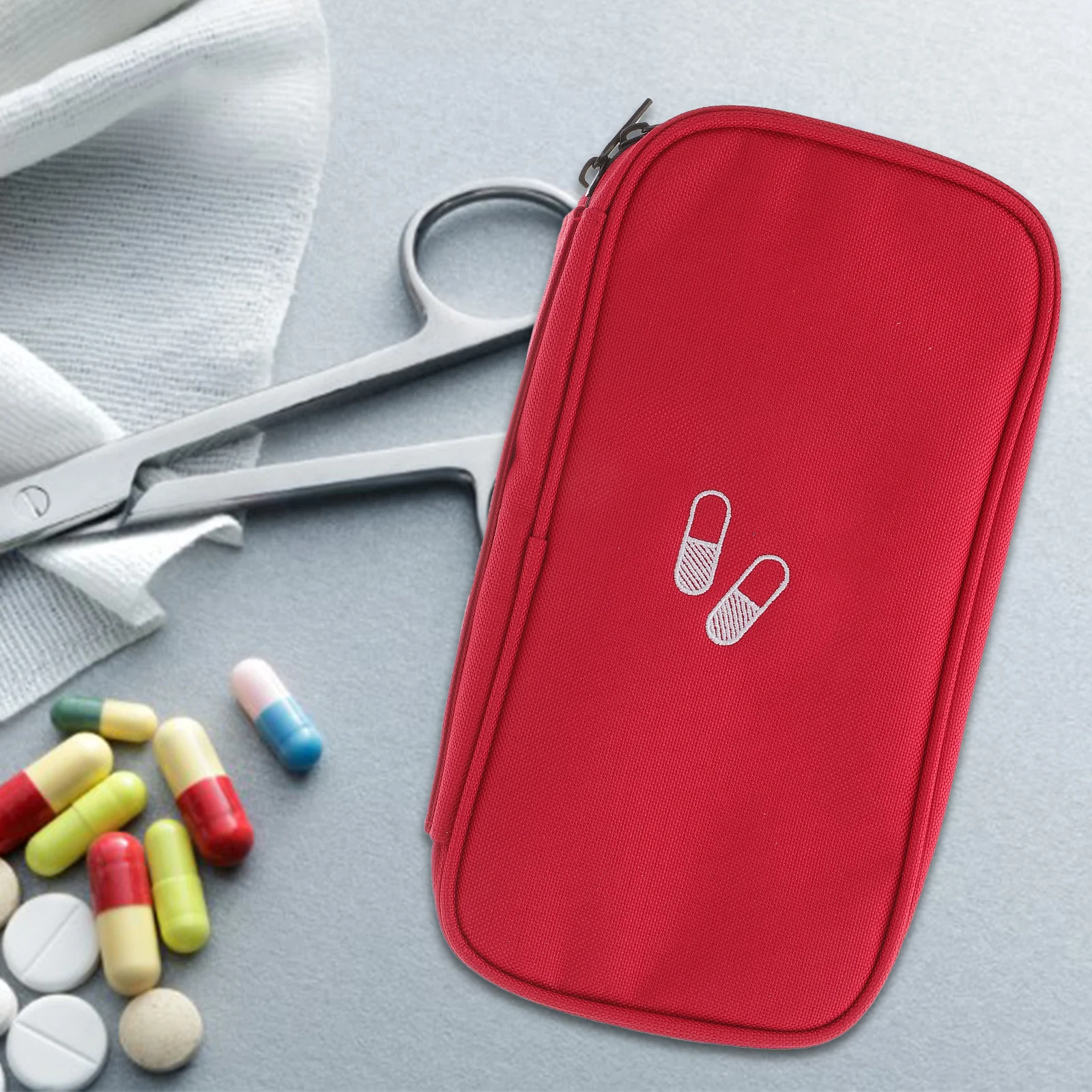 حقيبة أدوية محمولة للإسعافات الأولية بتصميم مدمج لمقصورة قفازات السيارة والسفر في الهواء الطلق في مكان العمل والطوارئ باللون الأحمر #5