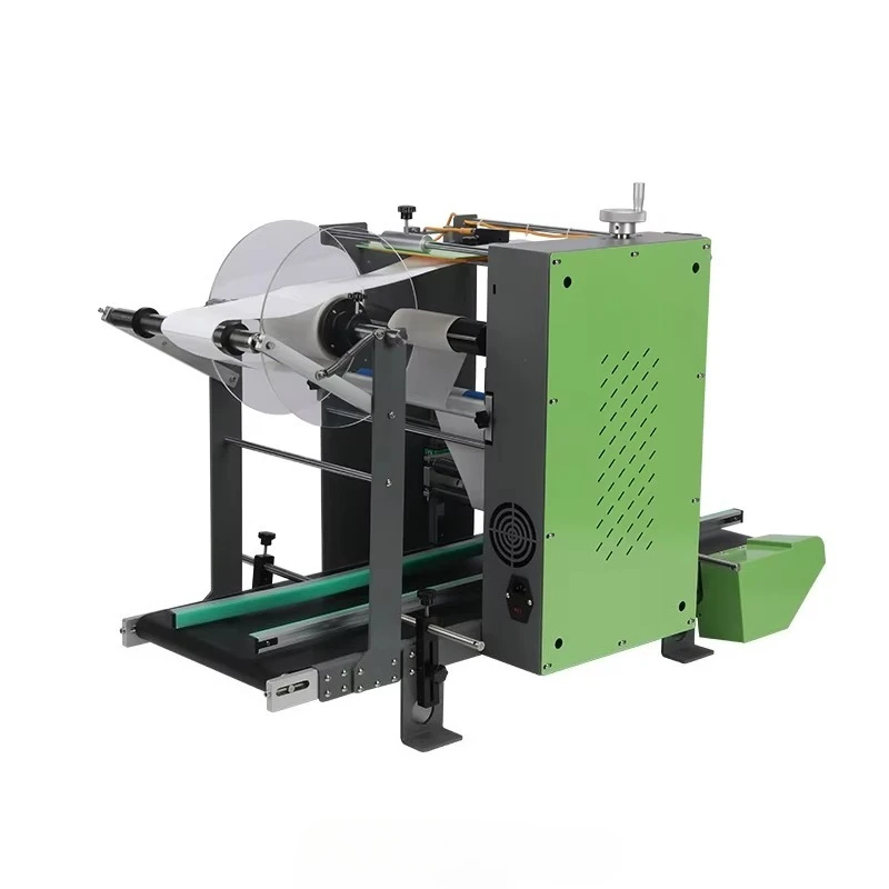 Desktop flat labeling machine food box carton IC card label paper card PE bag lunch box flat bag plastic bottle labeling machine