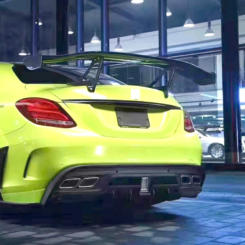 

Suitable for Mercedes-Benz W205/C-Class Modified IMP Style with Light Rear Four-Door Version C63/AMG Carbon Fiber Tail Lip W