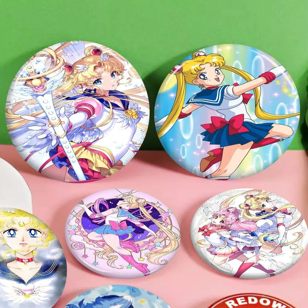

Anime Role Sailor Moon Art Photo Brooches Creative Round Badge Gifts Pins 32/44/58mm