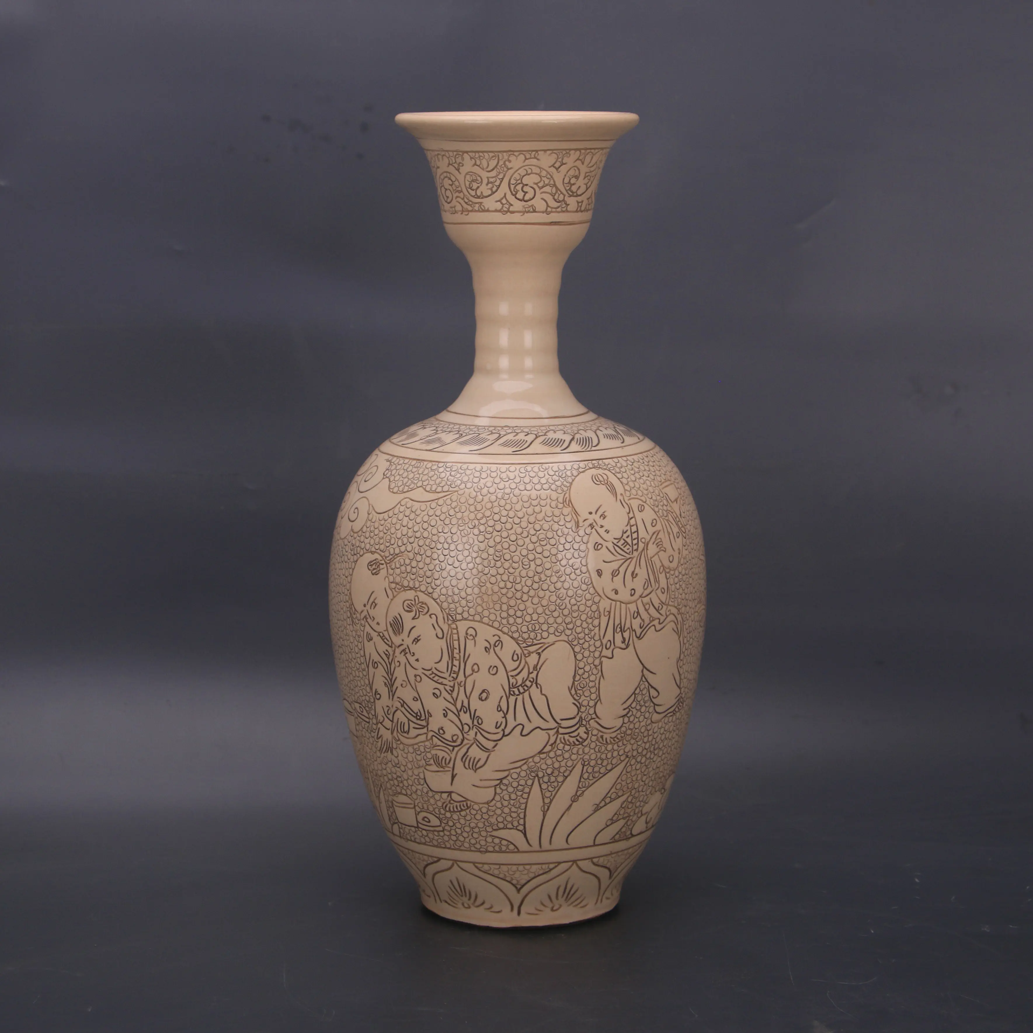 Song Cizhou Ware White Glaze Incised Children Play Pattern Long Neck Vase Vintage Chinese Ceramic Home Decor Collectible