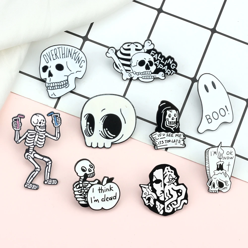 Black And White Skull Lapel Pins Punk Horror Skeleton Ghost BOO! Brooch Creative Bag Denim Enamel Badge Jewelry Gift for Friends