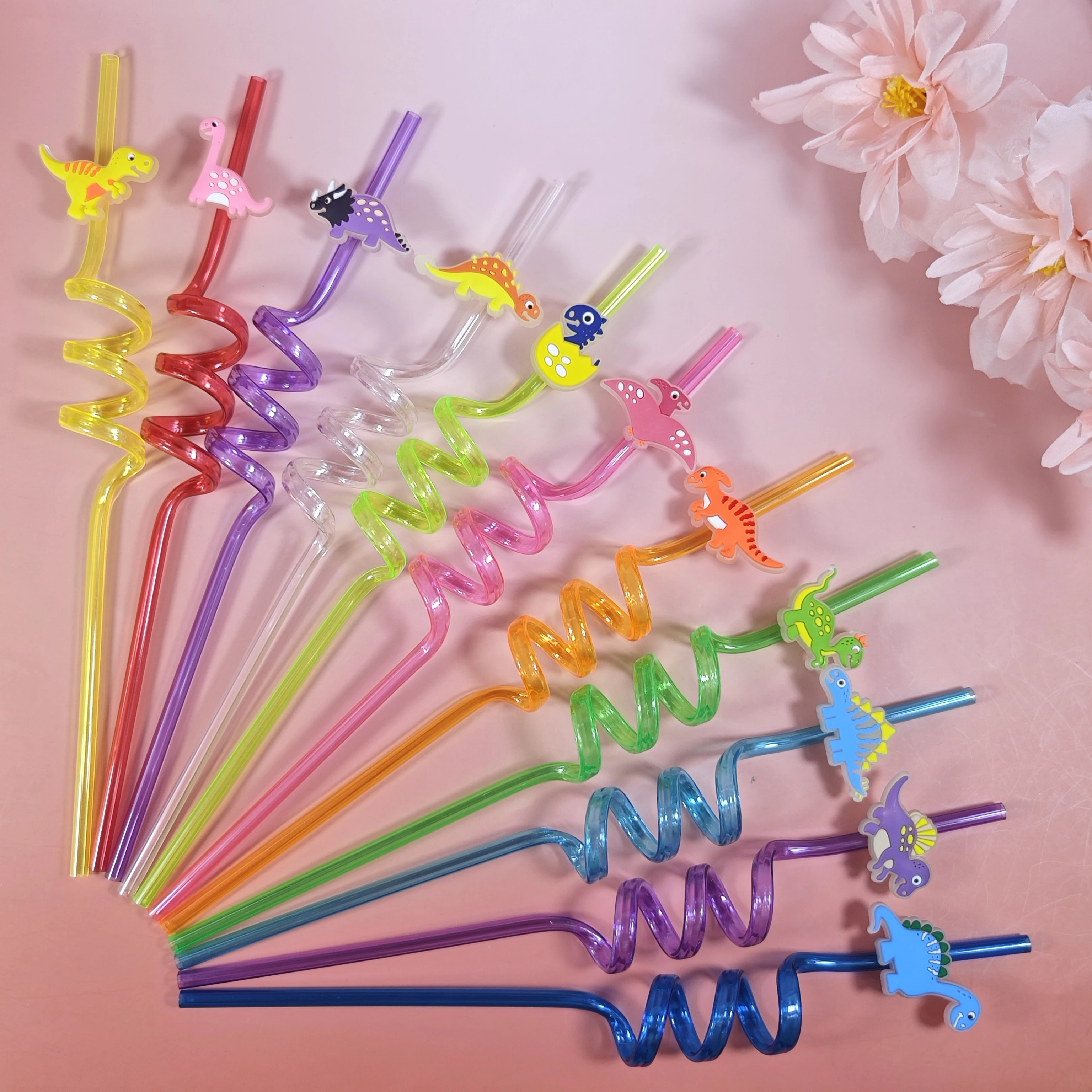 ملحق من القش الحلزوني الملون على شكل ديناصور كرتوني