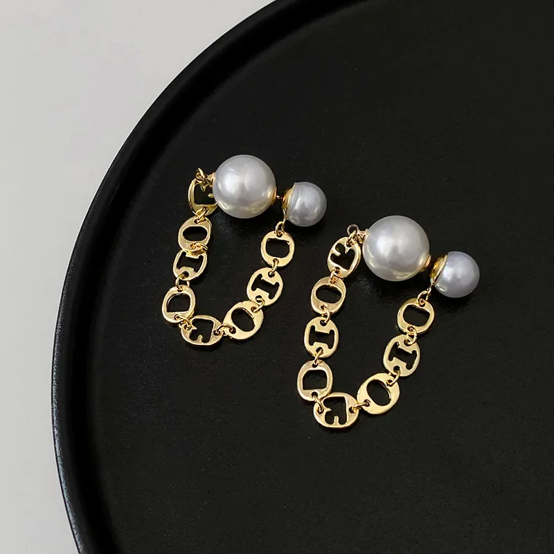 

2023 Pearl Chain Earrings Gloden Round Elegant Dangler Pearl Eardrop Birthday Day Gift for Women Girls Students