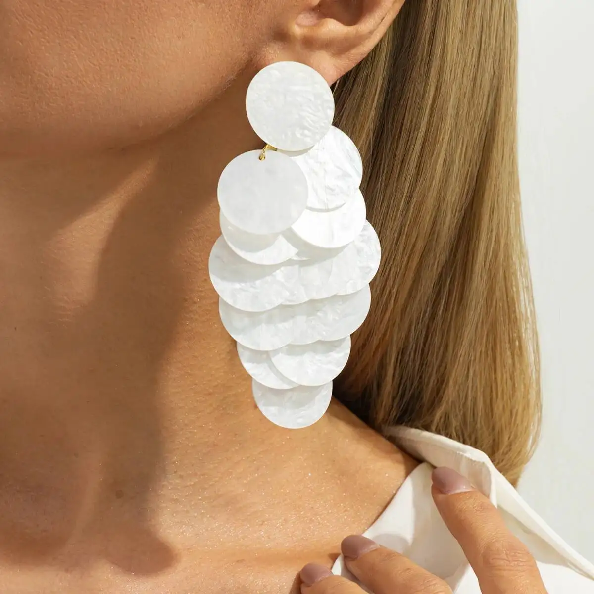 Salircon Elegante Einfache Multilayer Weiß Runde Acryl Anhänger Ohrringe Frauen Trendy Piercing Ohr Zubehör Ästhetik Schmuck