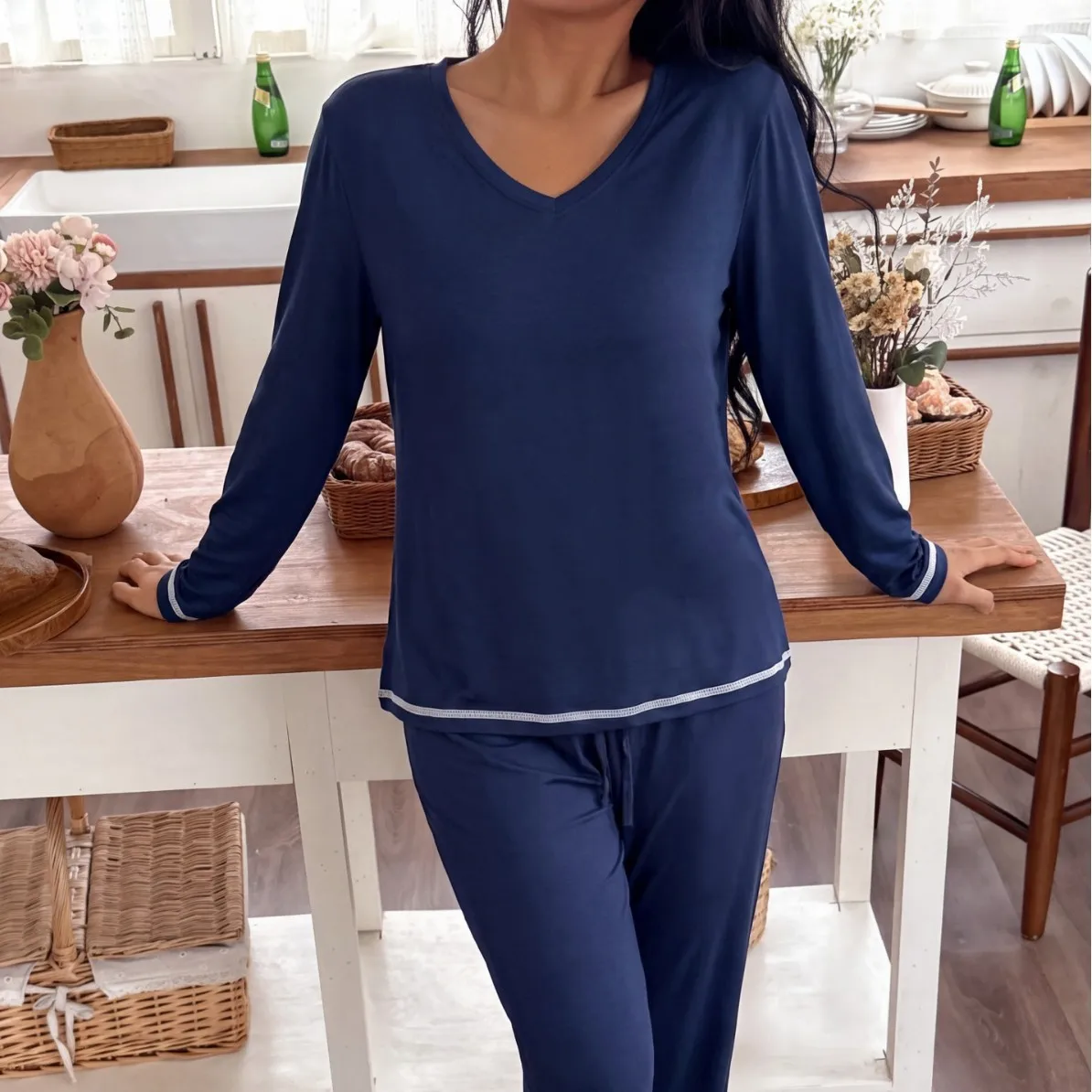 New Autumn and Winter Women's Simple Pajamas, Skin-Friendly, Loose Fit, Plus Size, Long Sleeve and Long Pants Homewear Set
