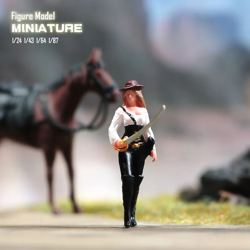 Mini 1/87 1/64 1/43 1/24 1/18 Female Pirate Angelica with Hat Figure Street Scene Sand Table Photography Model for Car Vehicle