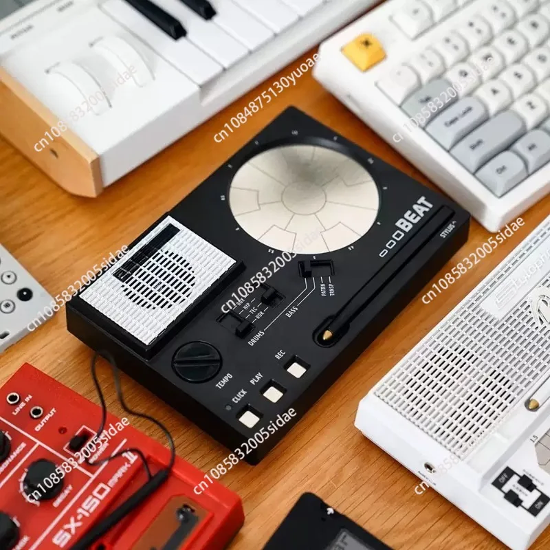 Vintage Synthesizer Portable Electronic Musical Instrument Mini Keyboard Internet Gift Giving Drum Machine BEAT Synthesizer