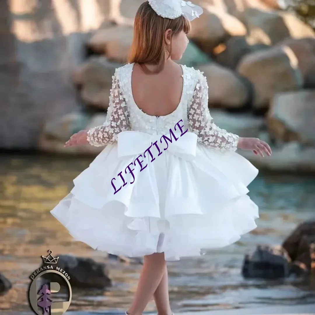 فستان فتاة الزهور مخصص أبيض مخصص بأكمام طويلة مزين بالدانتيل بطول الركبة طفل لطيف أول مناولة حفلة عيد ميلاد Gow