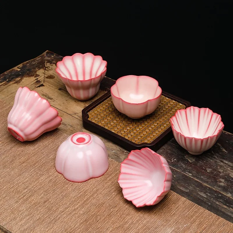 

Ru Kiln Red Stove Pig Oil Jelly Master Cup Tea Tasting Cup,Pink Red Ceramic Petal Cup,Luminous Elegant,Practical and Beautiful