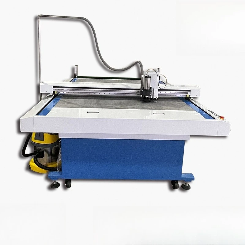 Clothing template cutting machine milling cutter cutting PVC engraving slotted cardboard acrylic cutting machine