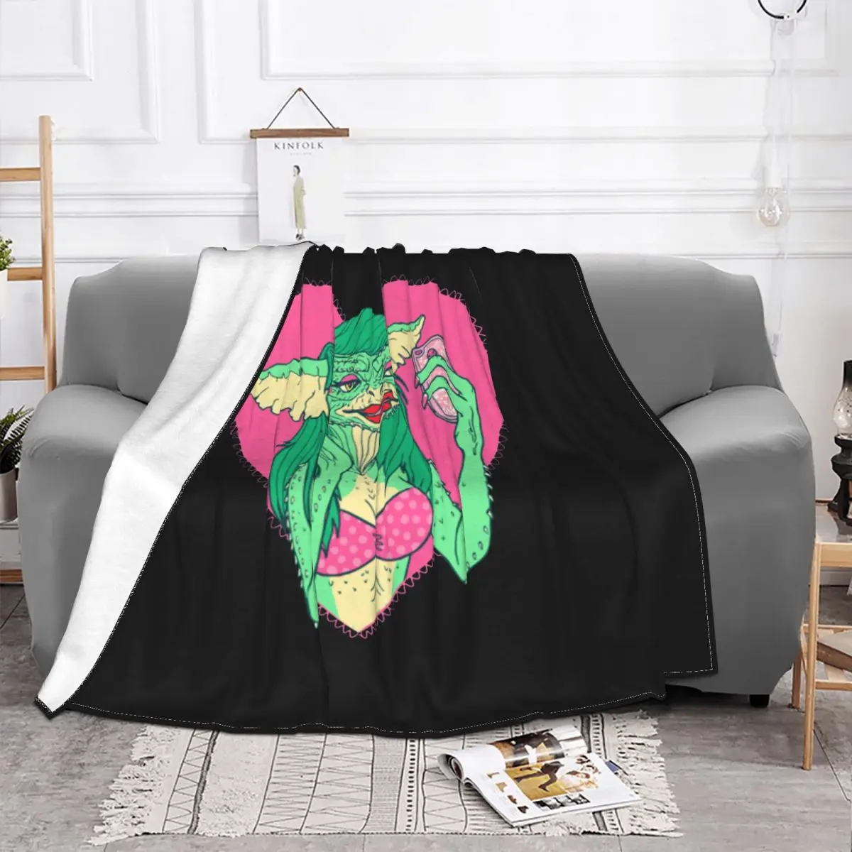 Gremlins Greta Gremlin Woman Selfie Love Yourself Blanket Flannel Winter Film 80S Soft Throw Blanket for Sofa Bedroom Quilt