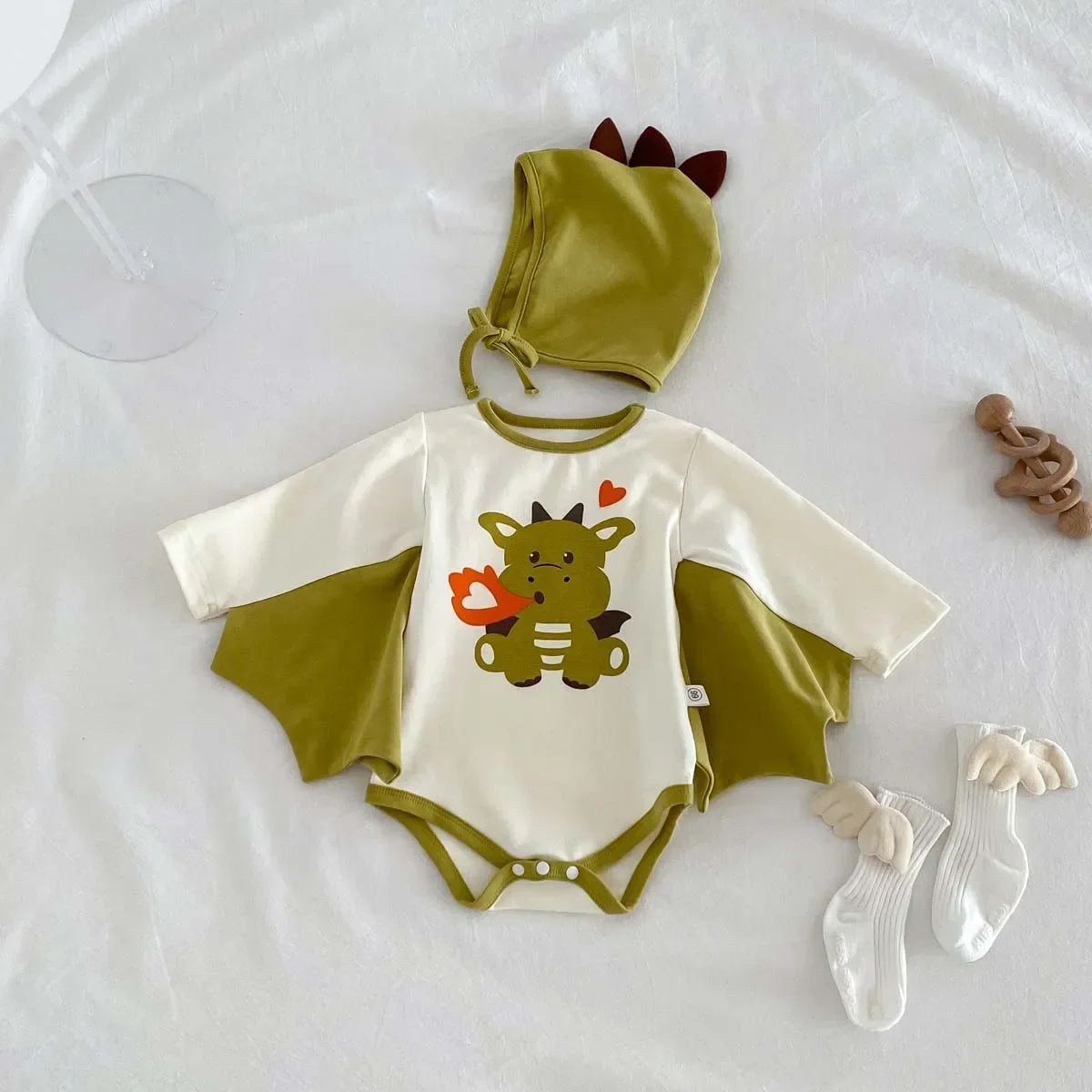 2024 Autumn New Korean Style Infant Onesie: Dragon Print Bodysuit with Hooded Design for Babies, Includes Hat