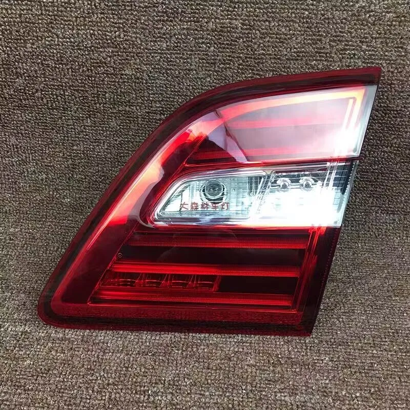 Auto parts High quality Brake warning light  LED taillight For Mercedes-Benz W166  ML300 ML350 ML400  2012-2015