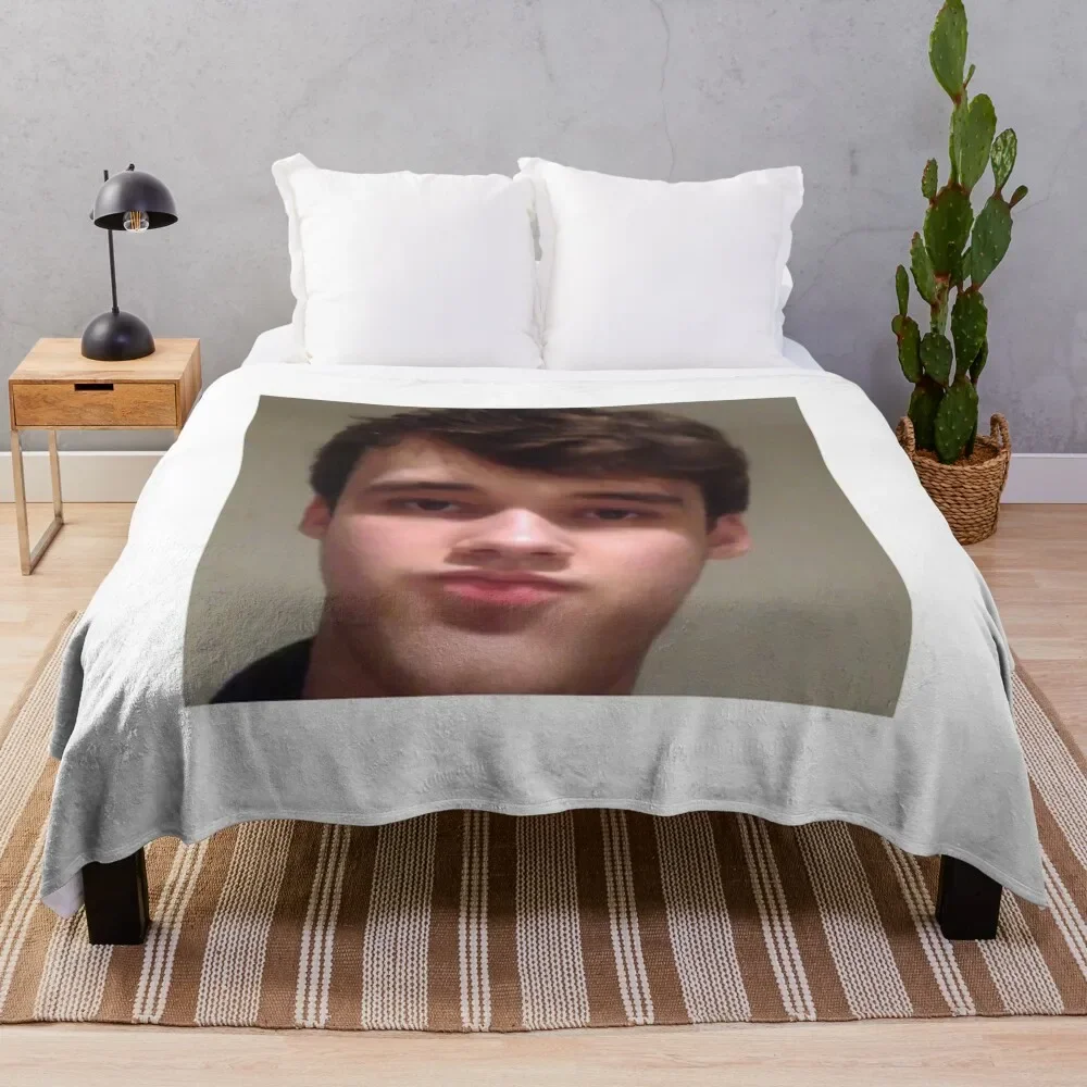 

wilbur soot Throw Blanket Long Lasting Soft Plush Blanket for Daily Use