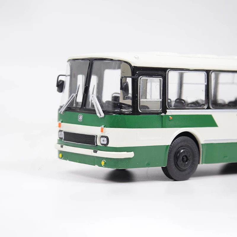 1:43 Bus Model JAVN033 1980 Moscow Summer Games LAZ-695R Soviet Ukrainian City Bus Model Toy