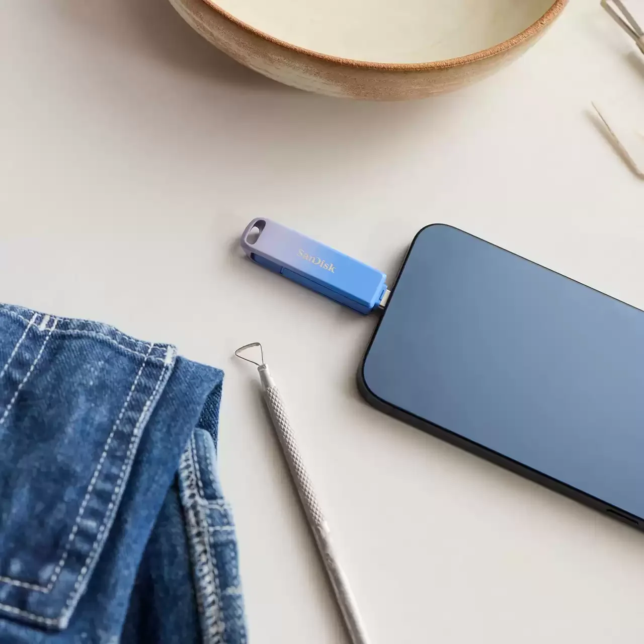SanDisk Creator Series Phone Drive IXD0N Dual-Connector Type-C Lightning USB3.2 Gen1 128GB 256GB U Disk for iPhone iPad Android