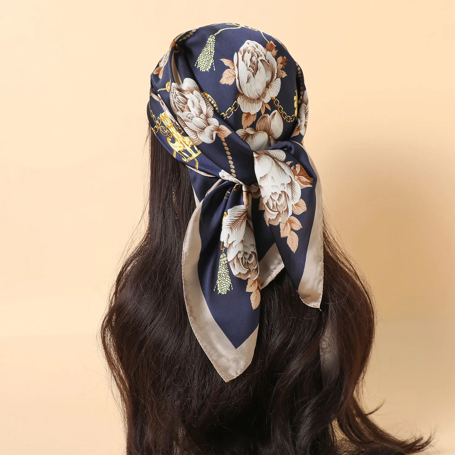 

Роскошный модный принт 70*70 см, шелковый квадратный шарф, женский мягкий атласный ободок для волос, шейный платок, галстук, женская повязка на голову, платок, сумка, лента