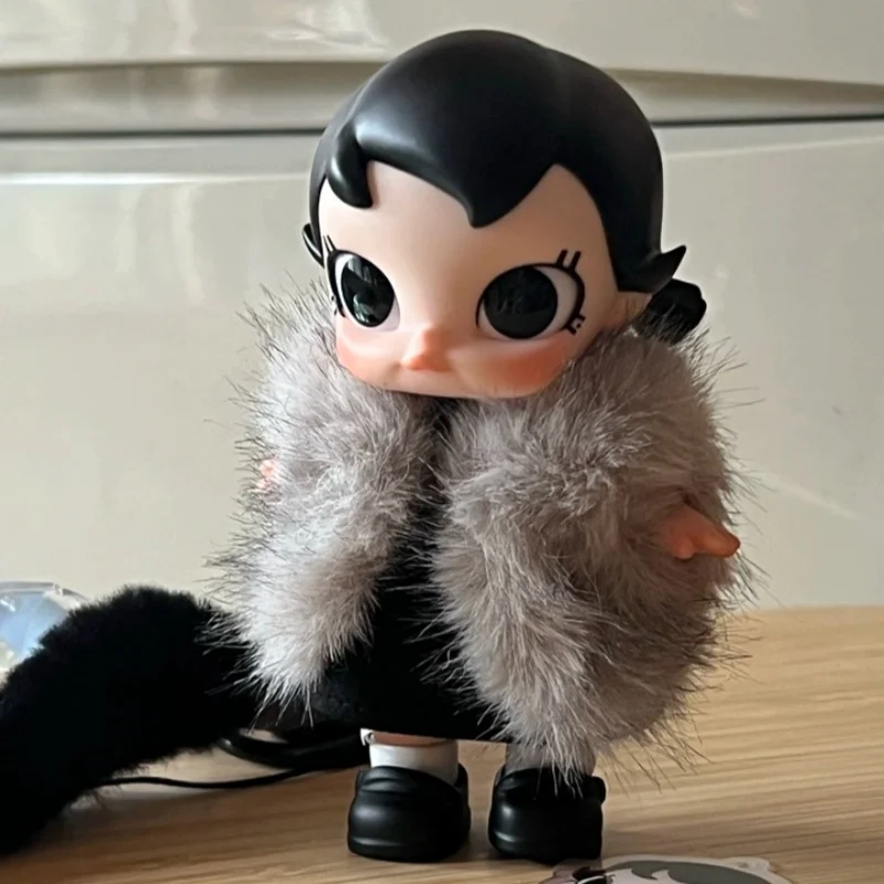 

POP MART Baby Molly Active Winter Guide Series: Виниловый плюшевый брелок-сюрприз (Blind Box) – коллекционная игрушка для украшения сумок, для коллекционеров игрушек