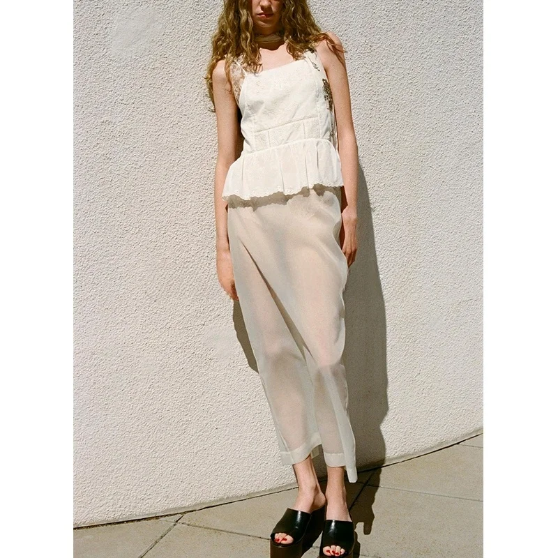 

New Summer Women's Cotton Embroidered Svel Straight Collar Top Knot Decorated Flower Design Faionable Vest