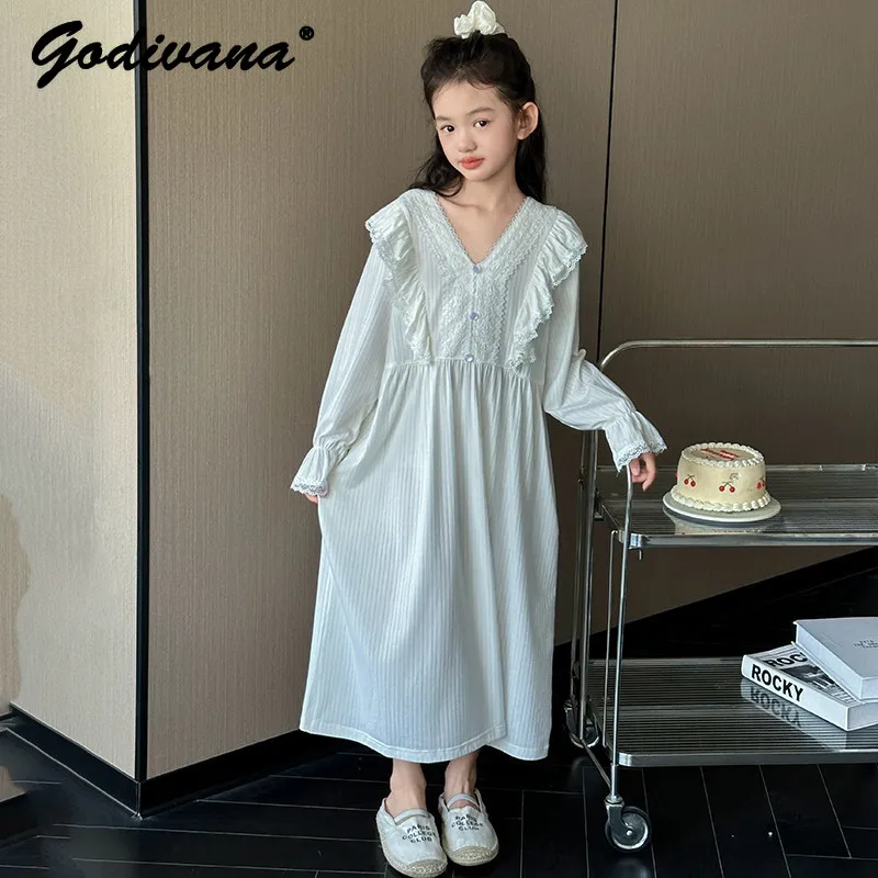 Sweet Baby Girls Cotton Court Nightgown Spring Autumn 2026 New Long Sleeve V-neck Lace Trim Loose Breathable Princess Sleepwear