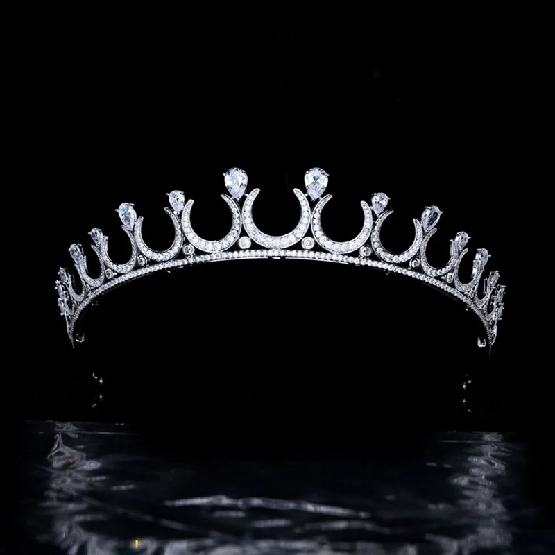 Retro European Noblewoman Wedding Tiara Zircon Crown Simple Crescent Headpiece for Bride Marriage Photoshoot High-End