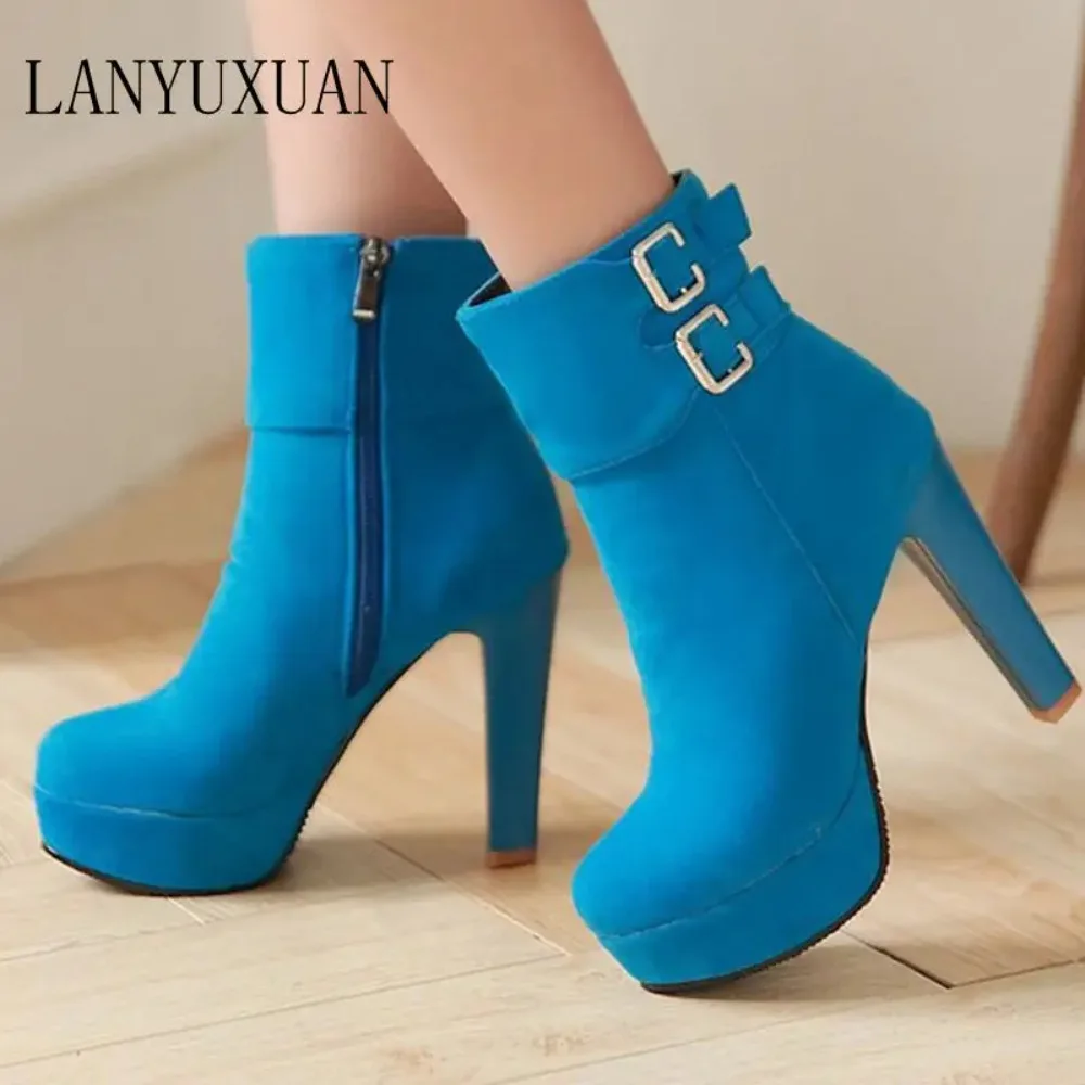Bottes d\'hiver zippées pour femmes, grande taille, Parker rond, talons de rinçage sexy, mode décontractée, neige, nouveau, 2017, 2150