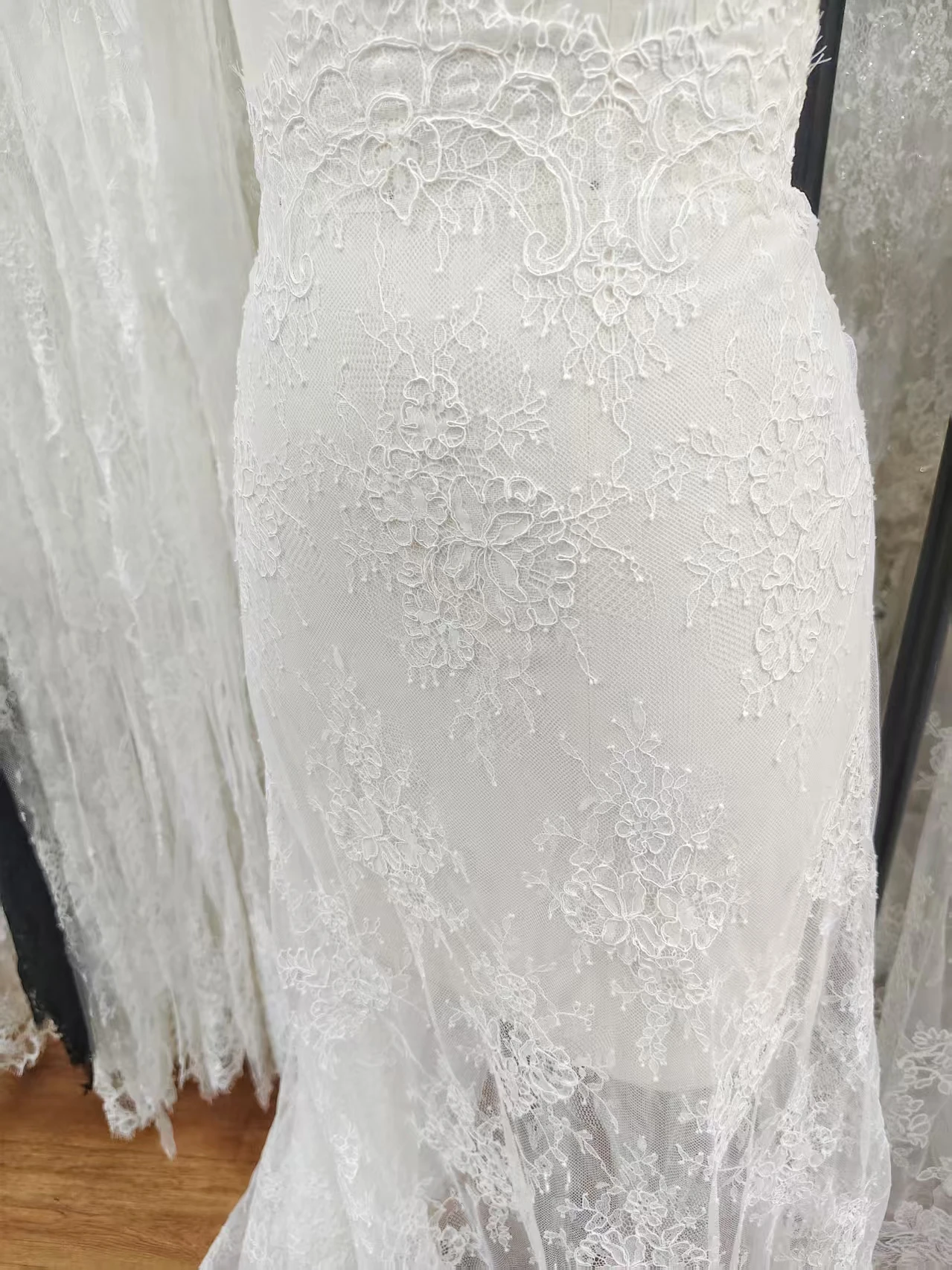 Ivory-colored Mascara Fabric French Chantilly Corded Lace Bridal Material