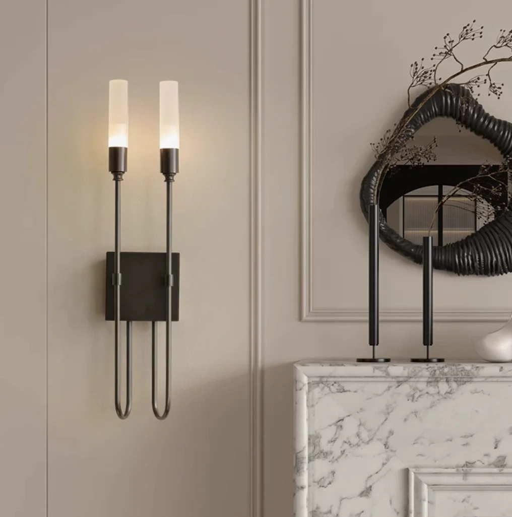 Wall lamp angle view 1